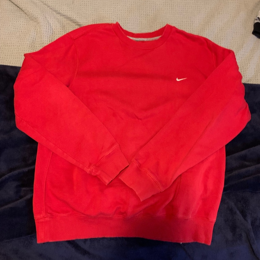 Nike Red Crewneck Sweatshirt size XL - cozy!